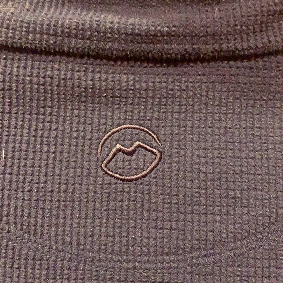 ⚜️ EUC MAGELLAN monogramed waffle textured pullover with {mCr} size Med - Picture 4 of 6